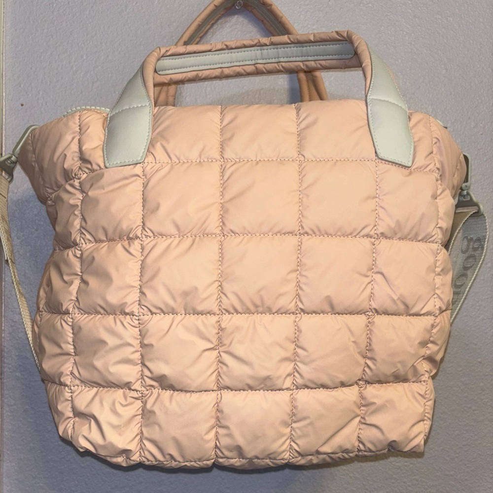 Vee Collective Berlin Large Quilted Porter Basque Matte Pink Tote Bag NWOT.